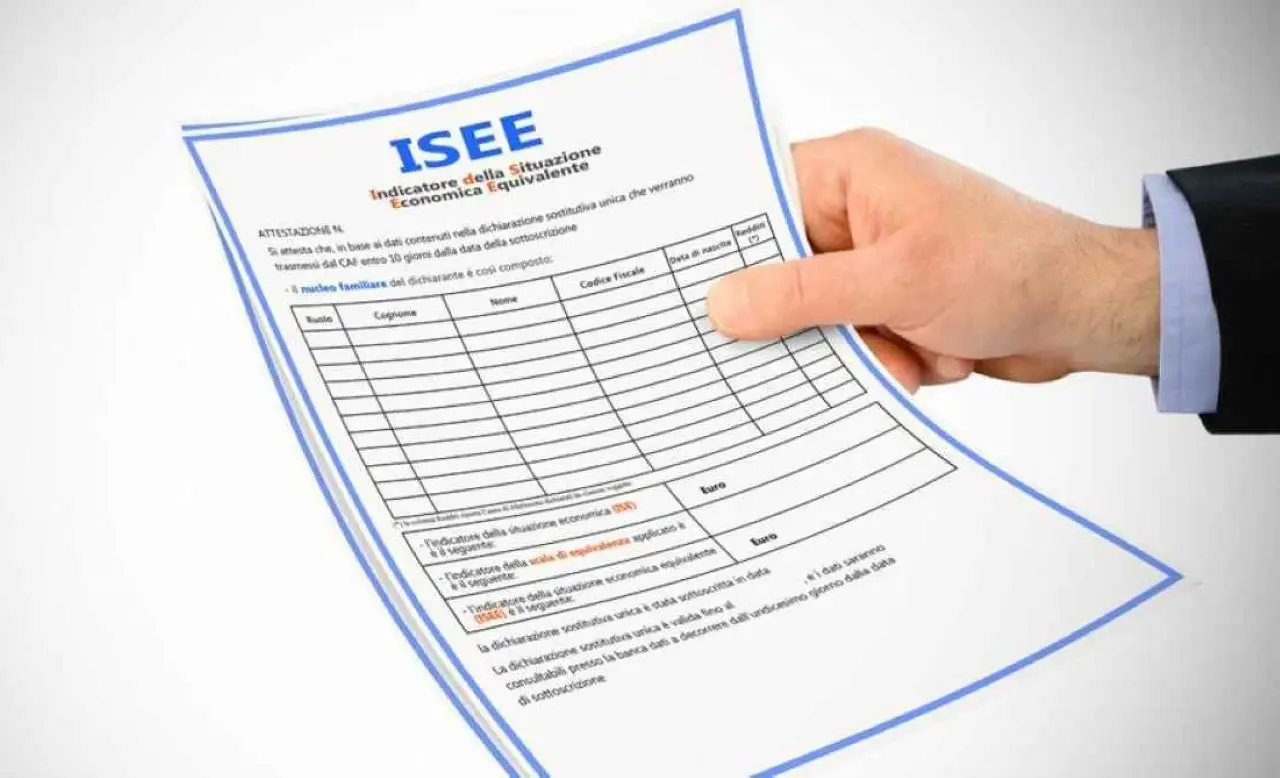 Hai buoni postali fruttiferi? Ecco la verità su come influiscono sulle tasse e sull’ISEE