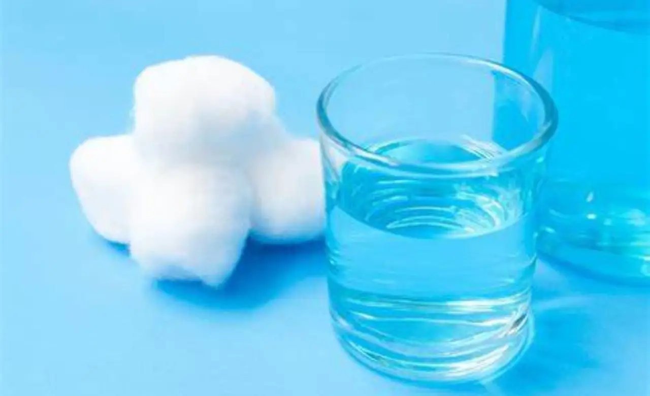 Dai acqua distillata alle piante? Ecco cosa succede davvero: il risultato ti sorprenderà