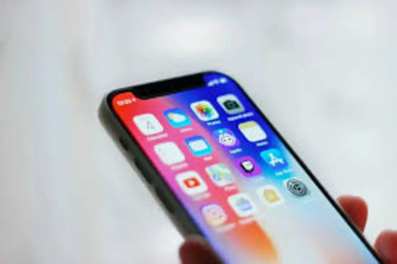 Attenzione quando compri app sullo smartphone: ecco i rischi e i costi nascosti
