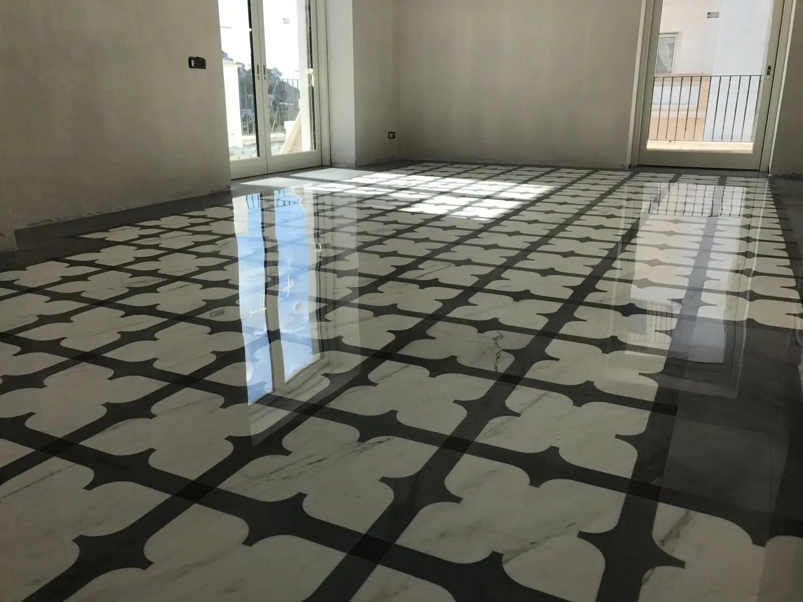 Non lavare mai un pavimento nuovo in questo modo: rischi di rovinarlo per sempre