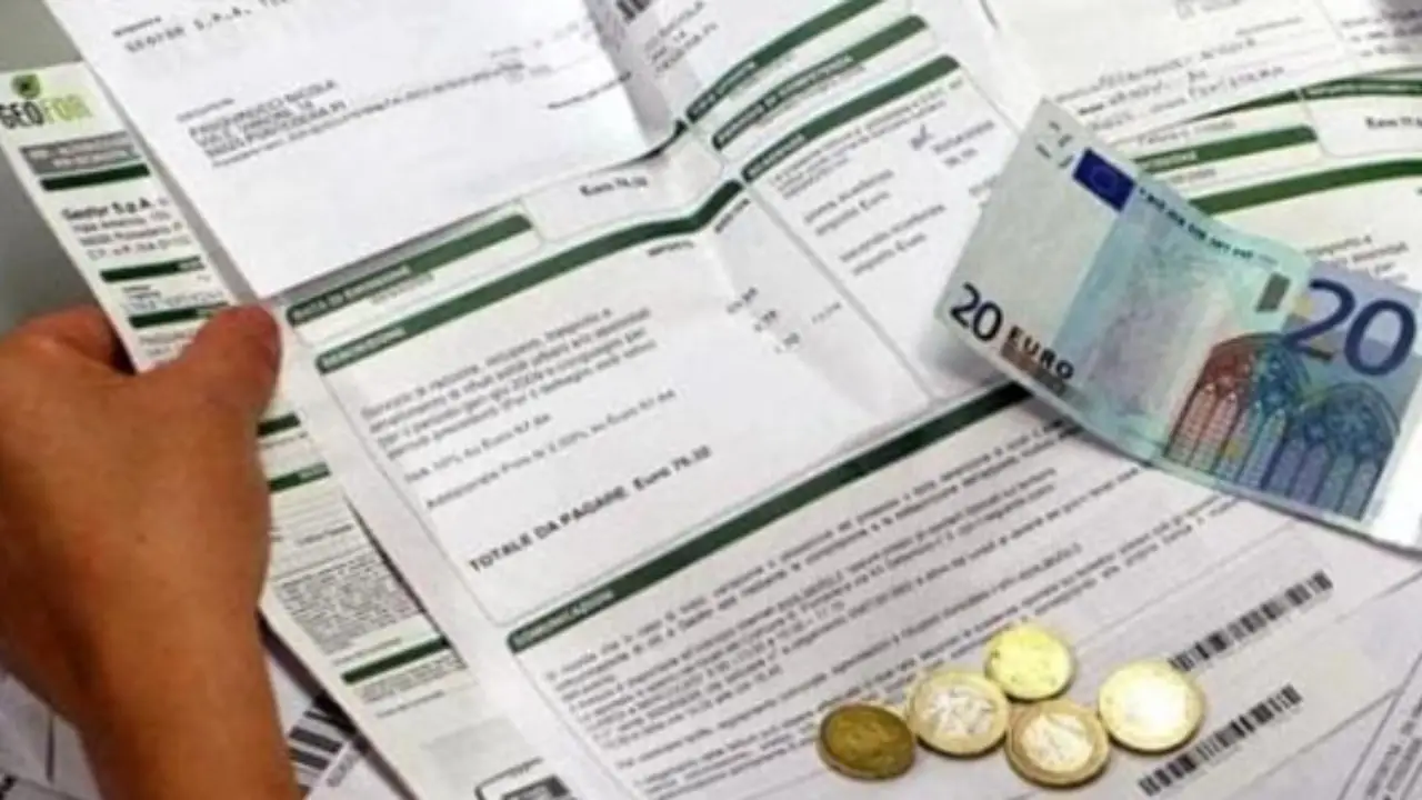 Quanti contanti puoi legalmente tenere in casa? Ecco il limite e i rischi che corri